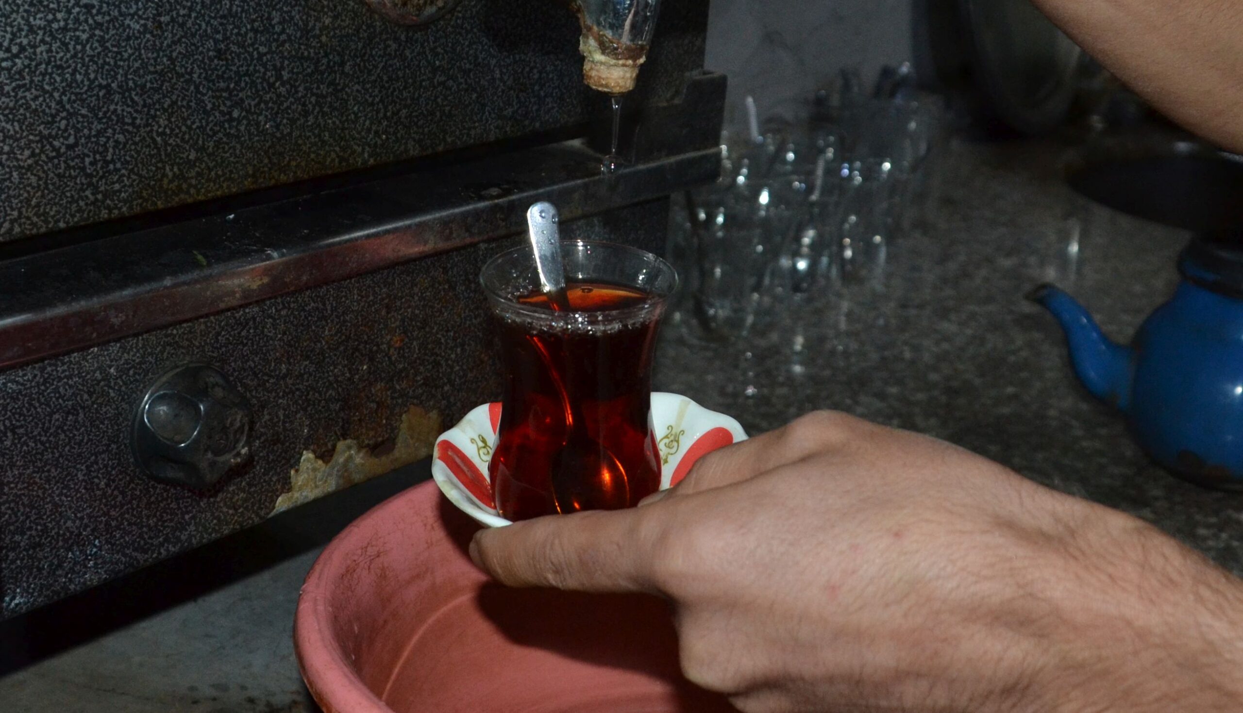 Çay, şeker zammı keyifleri kaçırıyor