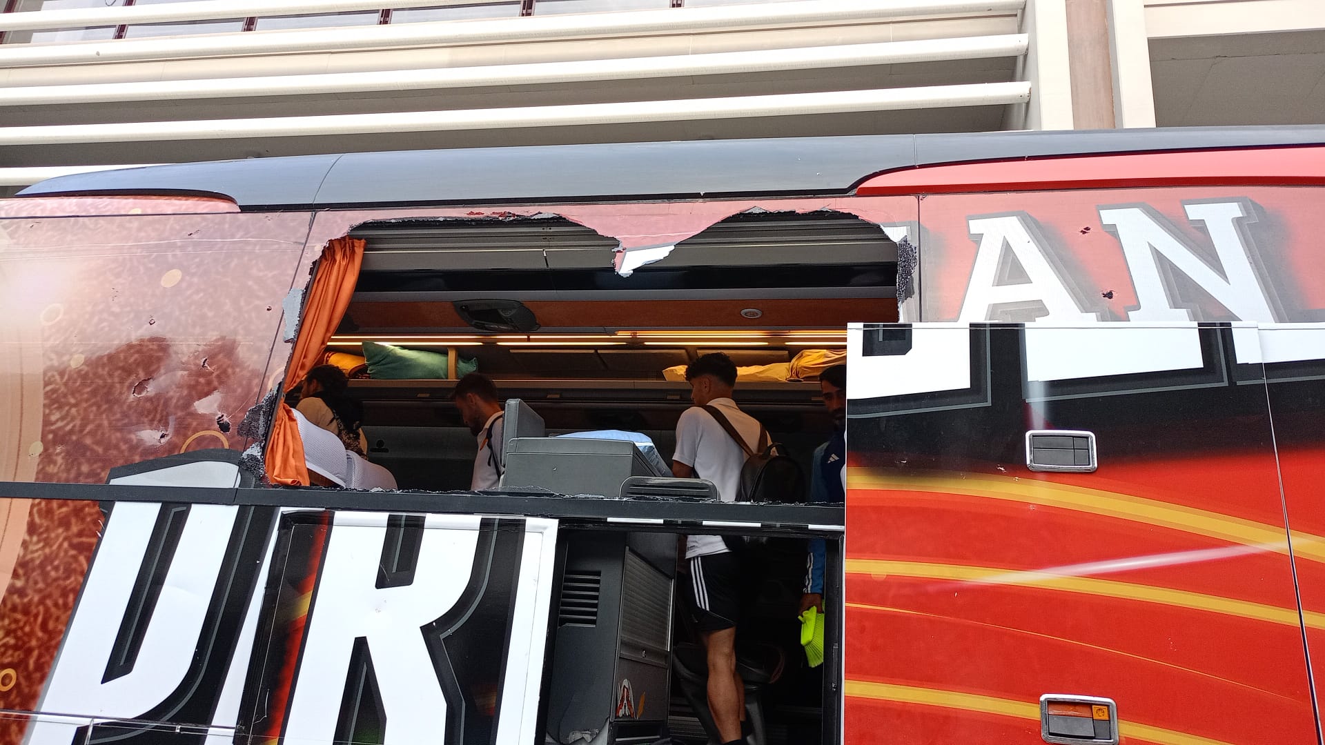 ELAZIĞ’DA SALDIRIYA UĞRADILAR