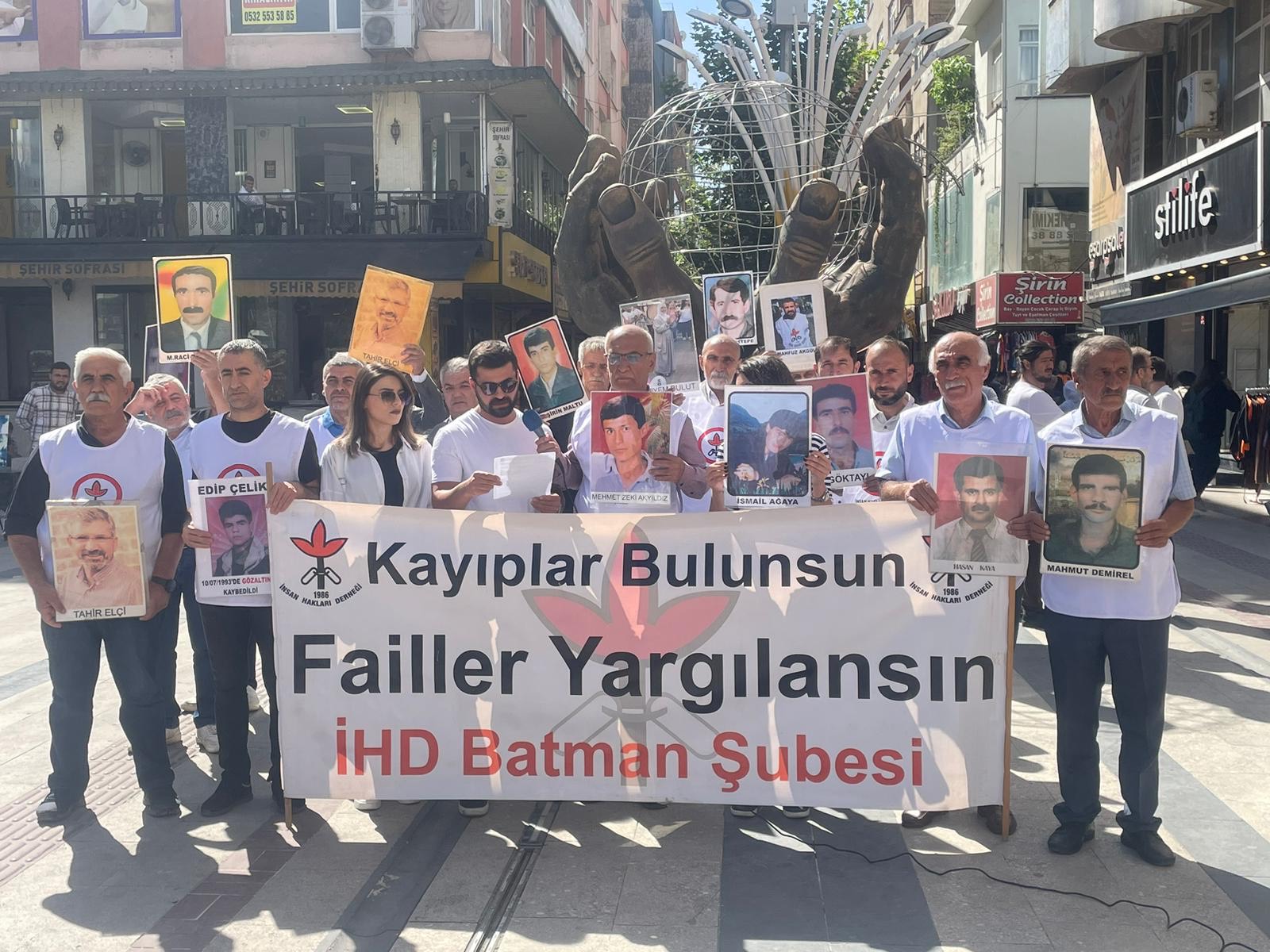 “Gerçekler gün yüzüne çıksın”