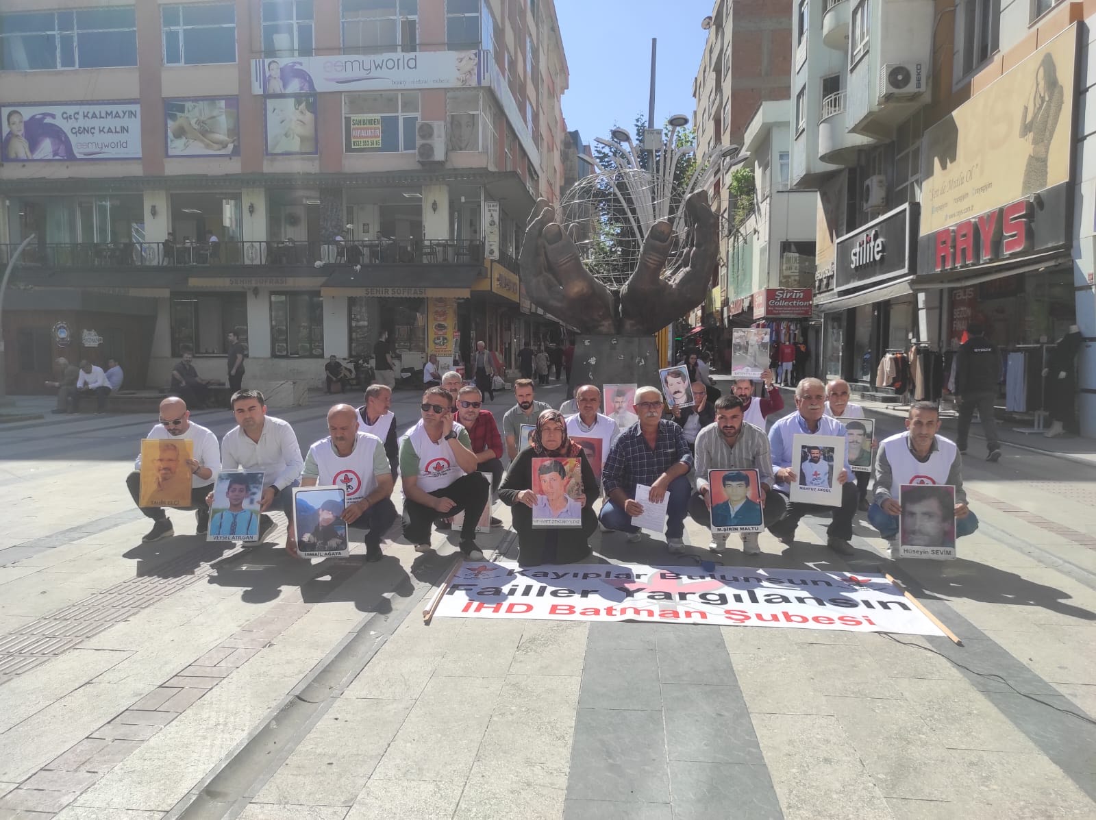 Gülmez’in akıbetini sordular