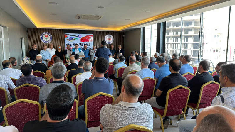 “İsrail’in yaptığı soykırımı lanetliyoruz”