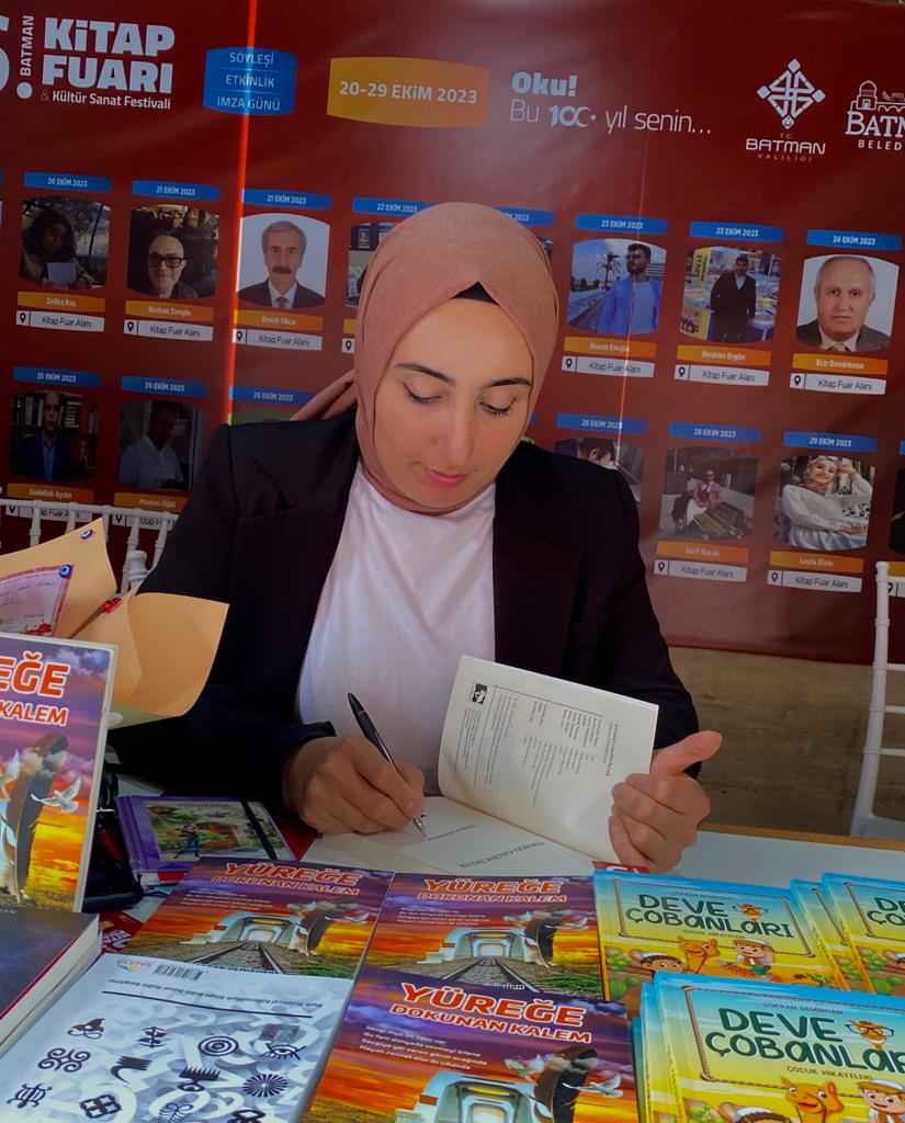 Kitapları yoğun ilgi gördü