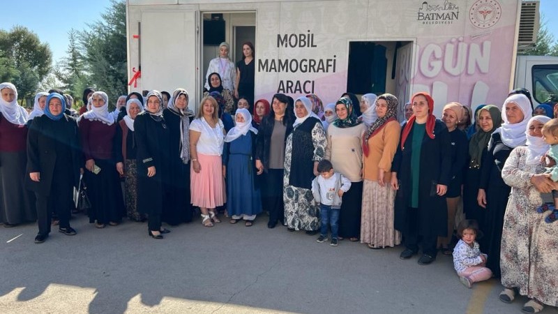 Köyde kadınlara kanser taraması