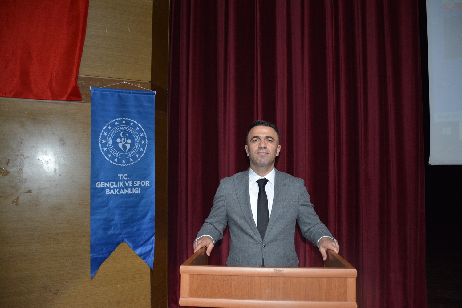 Okul sporları start aldı