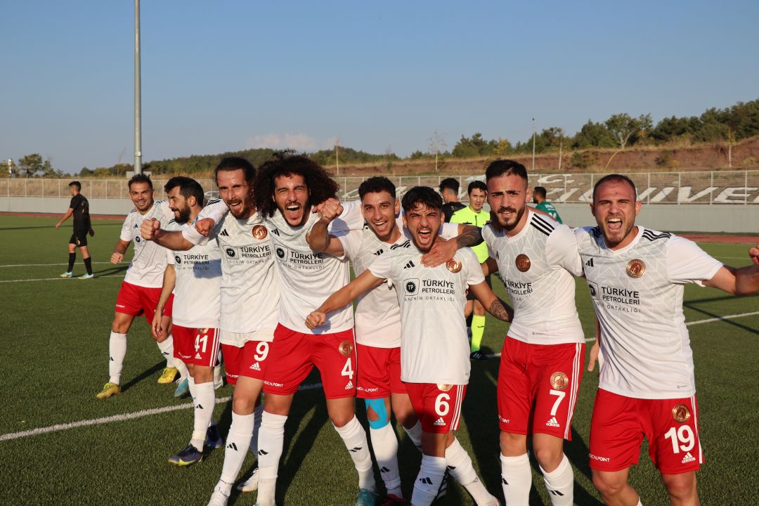 Petrol ‘zoru’ sever: 0-3