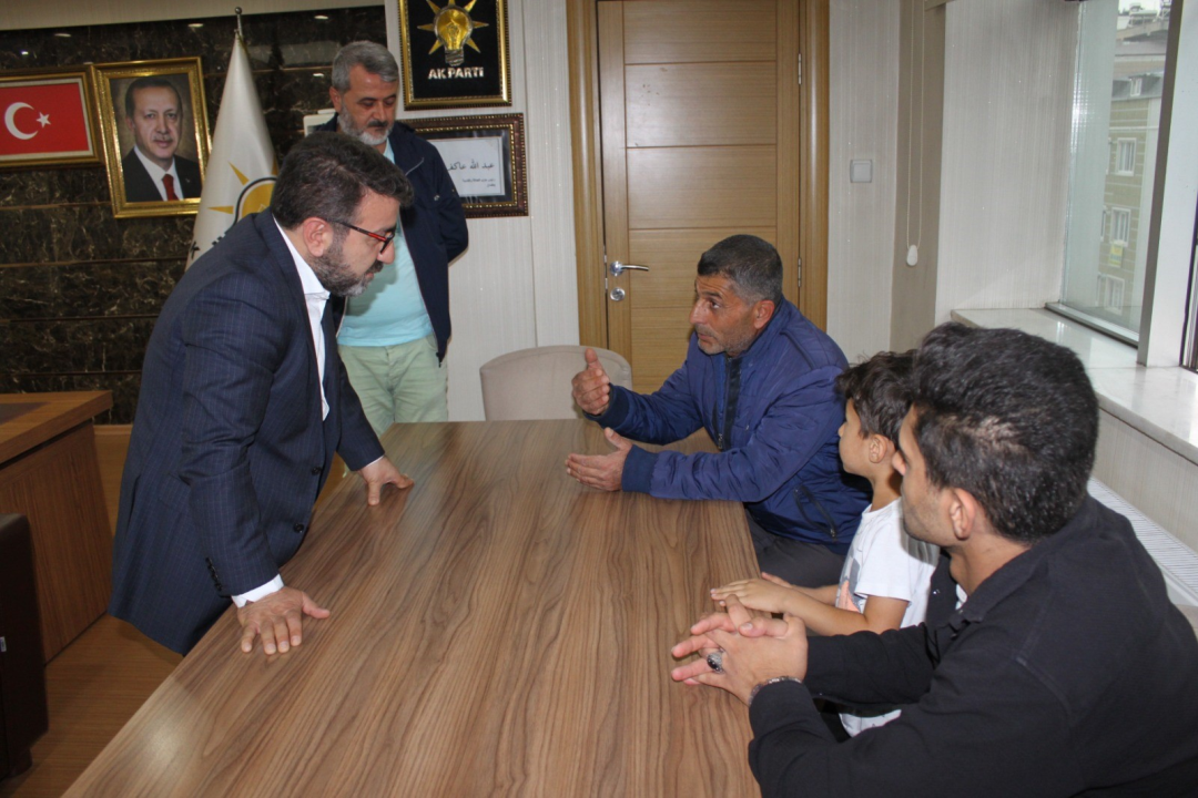 Vatandaşın sorun ve taleplerini dinledi