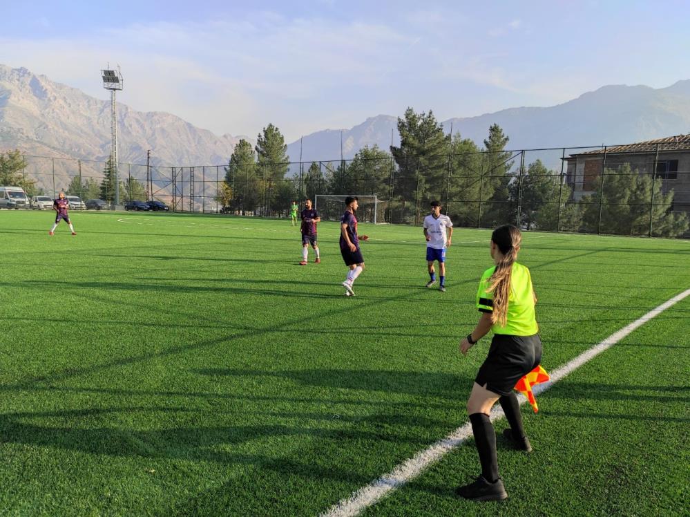 Amatör ligini kadınlar yönetiyor