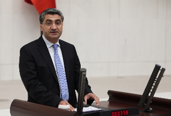 “DEDAŞ vatandaşa toplu cezalandırma yapıyor”