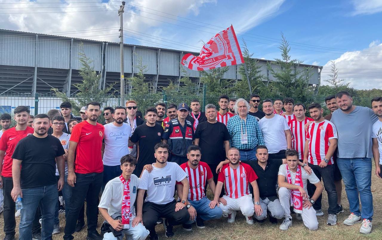 Dark Reds’ten Yıldız’a teşekkür