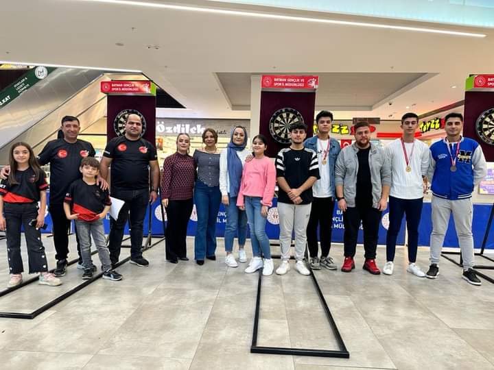 Dart turnuvasına büyük ilgi
