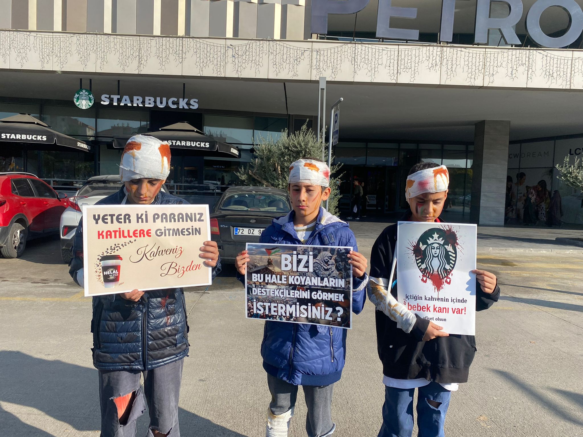 Gençlerin eylemi dünyada ses getirdi!