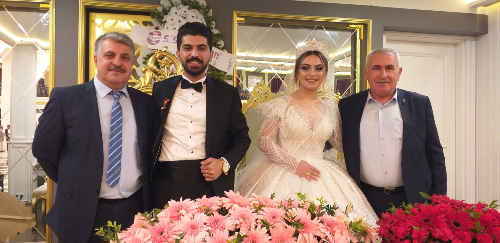 Göner ve Dinçer ailesinin mutlu günü