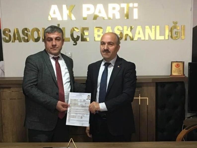 İş insanı Baz, adaylığını açıkladı