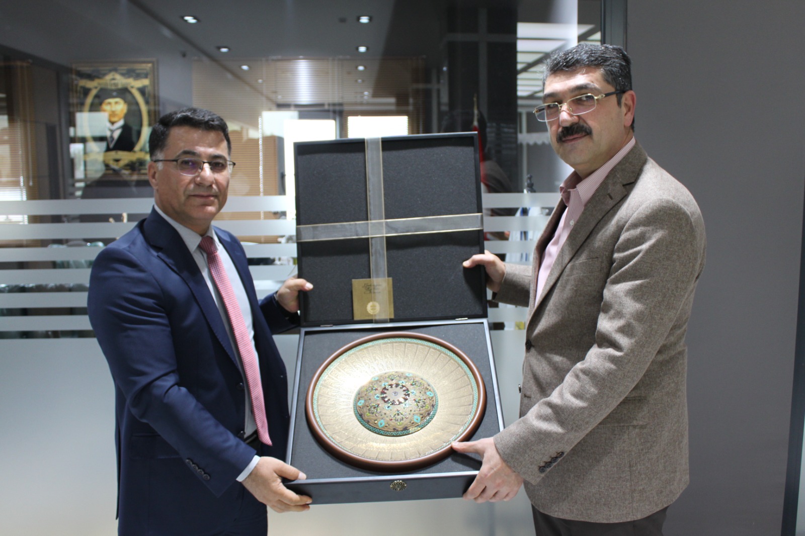 NASIROĞLU VE GÜR’DEN YÖNETİCİ ZİYARETİ