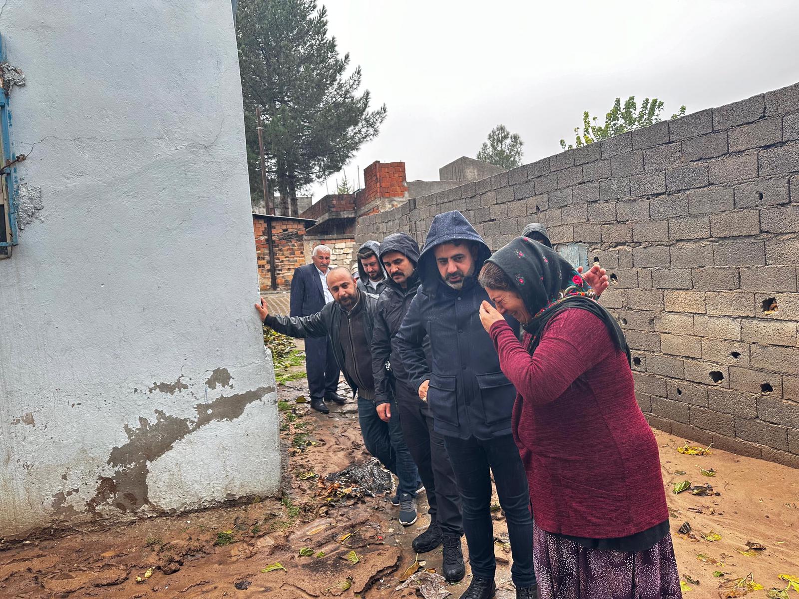 “Sel yüreğimizi yasa boğdu”