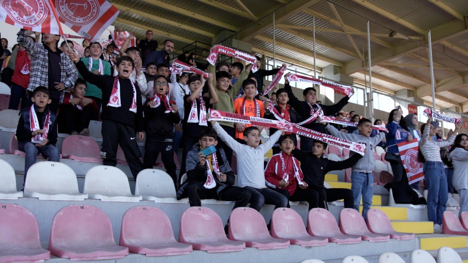 Taraftar olmanın heyecanını yaşadılar