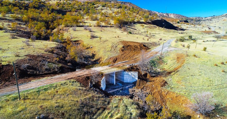 Taşçı köy yoluna köprü