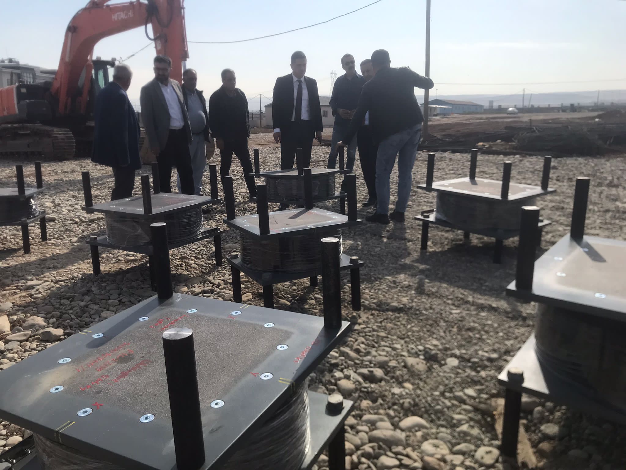 Yeni hastaneye izolatörler kuruluyor