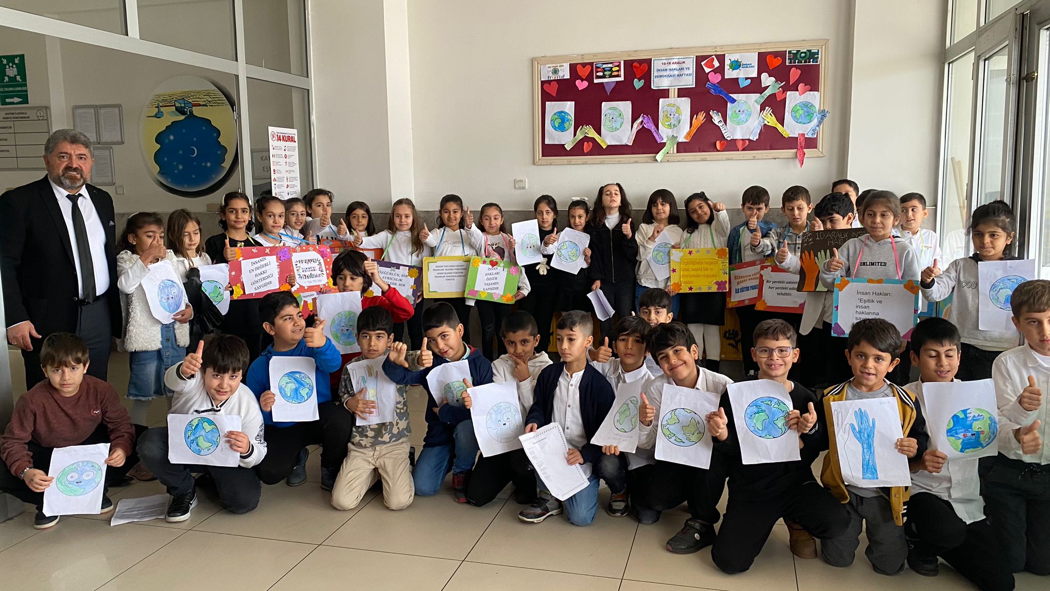 İnsan Hakları Gününü kutladılar