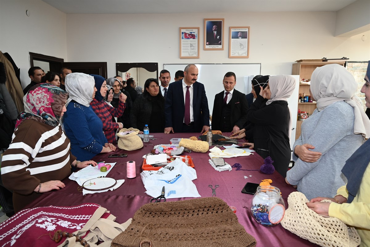 Kozluklu kadınlar üretiyor