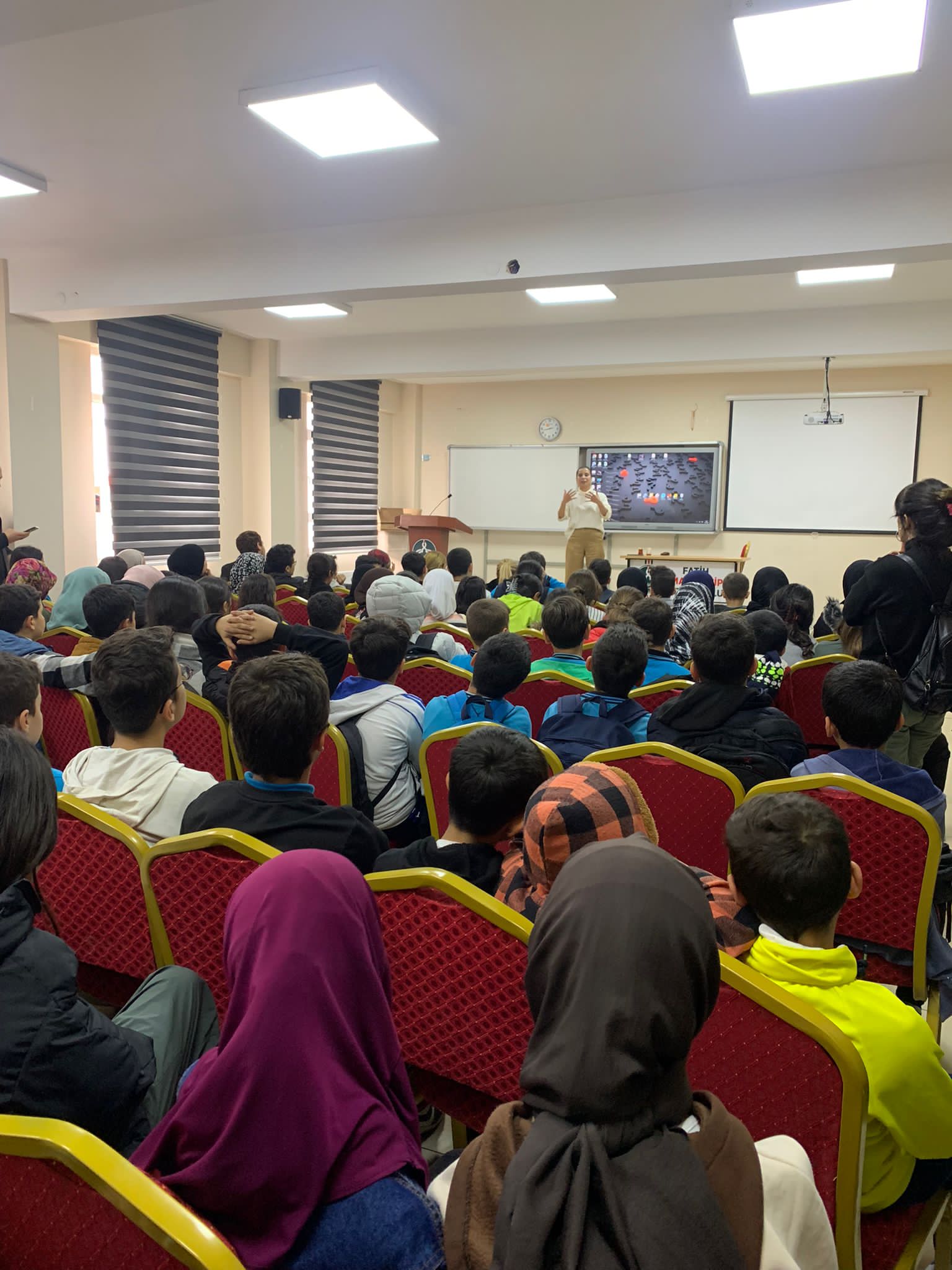 Öğrencilere sağlıklı yaşam eğitimi