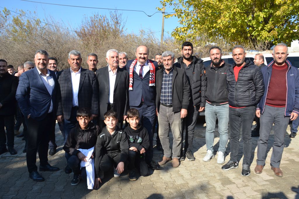 “Petrolspor’u üst lige çıkarmayı hedefliyoruz”