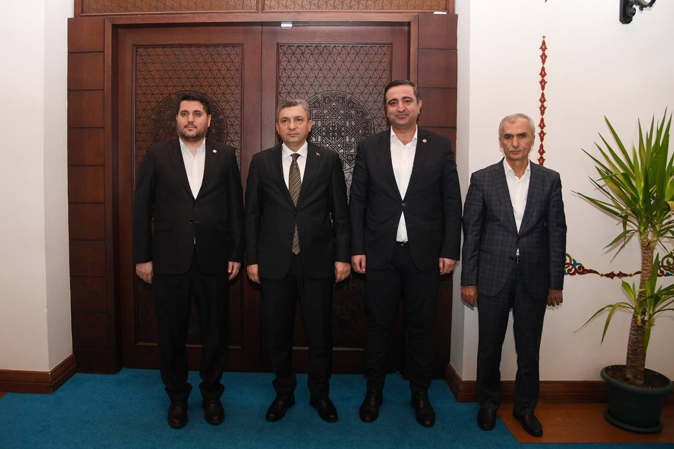 Ramanlı’dan, Vali Şahin’e ziyaret