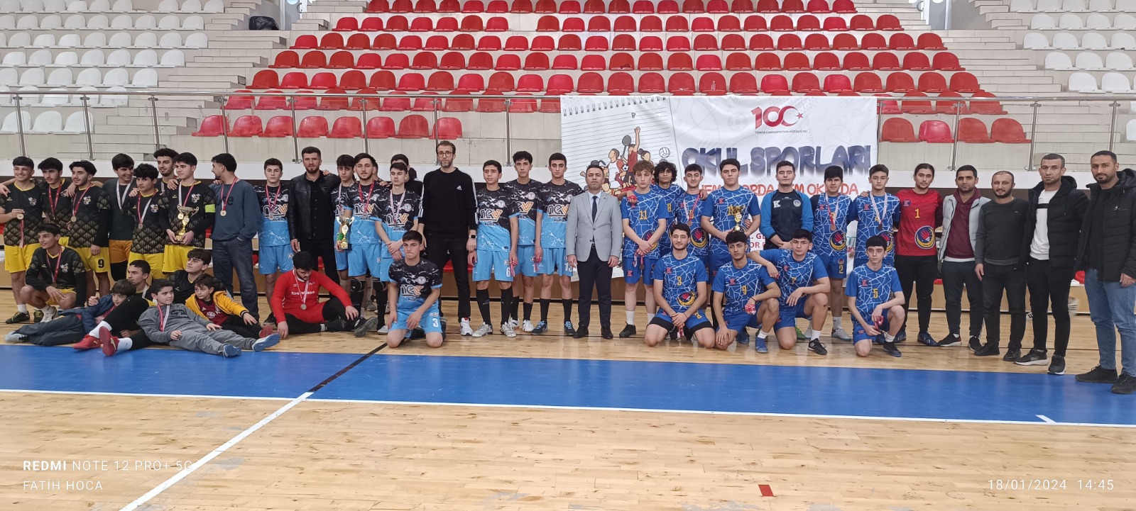 Futsalın şampiyonu Anadolu lisesi