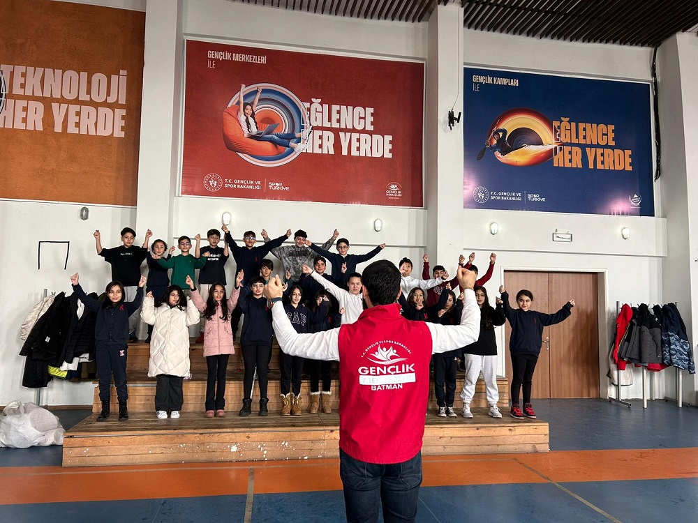 Gençlik Merkezileri cıvıl cıvıl