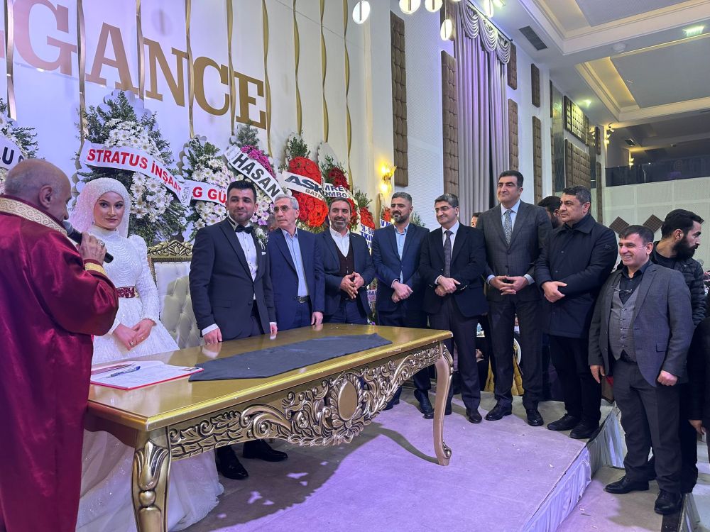 Güzel ve Özel ailelerinin mutlu günü