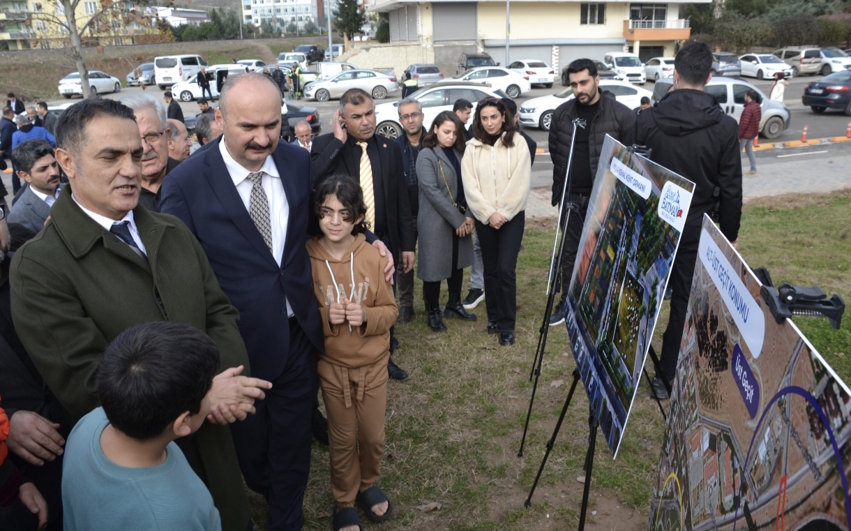 Yaşar Kemal Kent Ormanı projesi lansmanla tanıtıldı