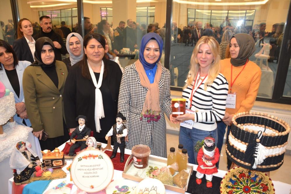 “Kadınlarımıza destek olmaya devam edeceğiz”