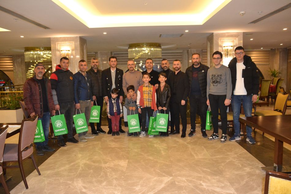 Kağba’dan Medya gazetesine 22. yıl jesti