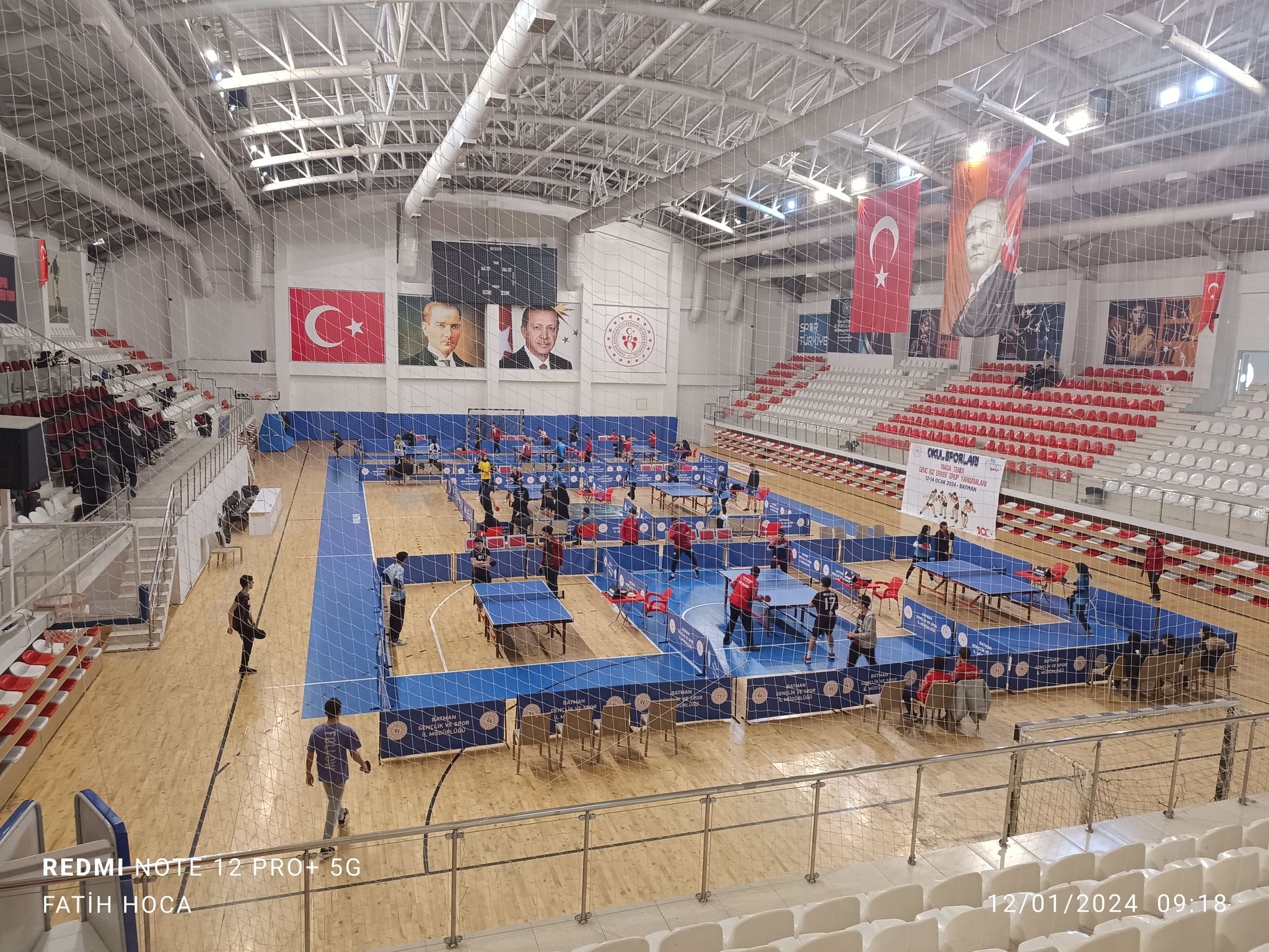 Masa tenisinde grup heyecanı