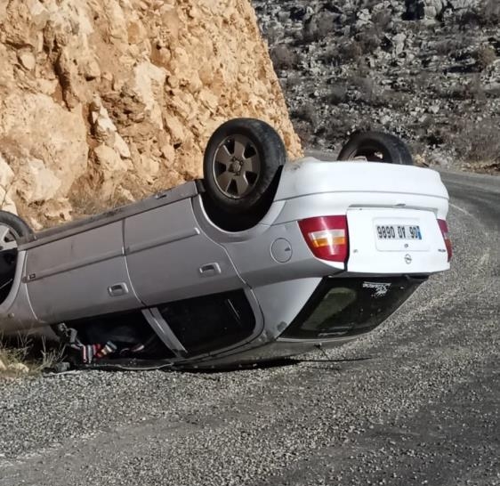 Otomobil takla attı: 5 yaralı