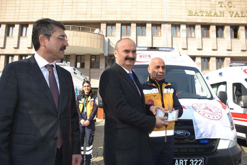 Ambulans filosu güçleniyor