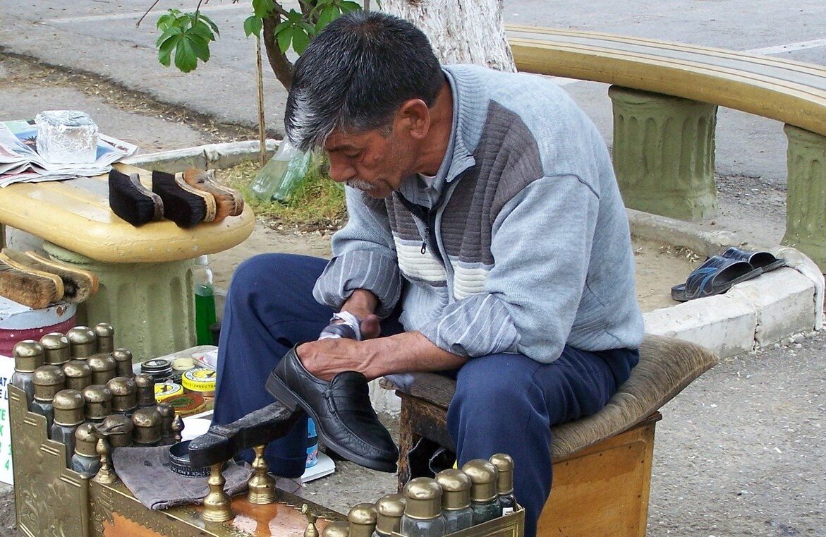 Ayakkabı boyama 15 lira oldu