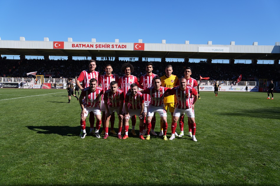 LİDER RAKİP TANIMIYOR: 1-0