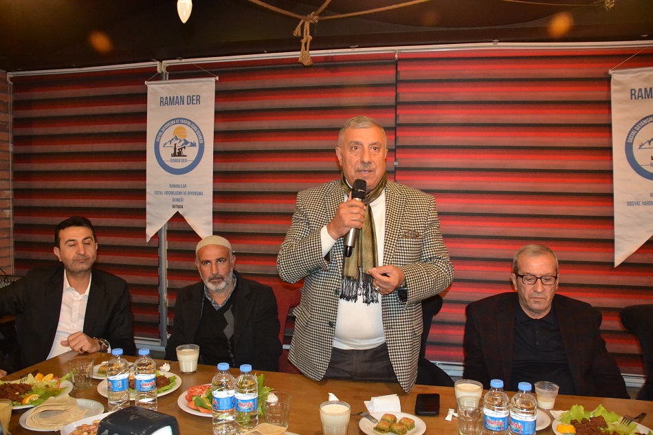 “Derneğe siyaseti sokmayın”