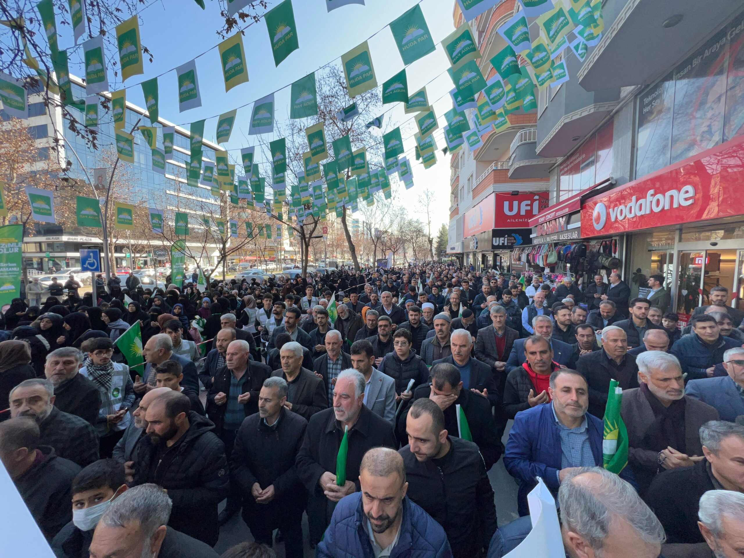 HÜDA PAR’dan görkemli açılış