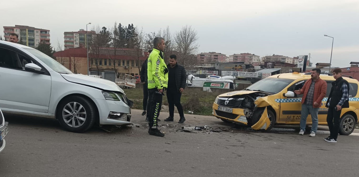 Kafa kafaya çarpıştılar