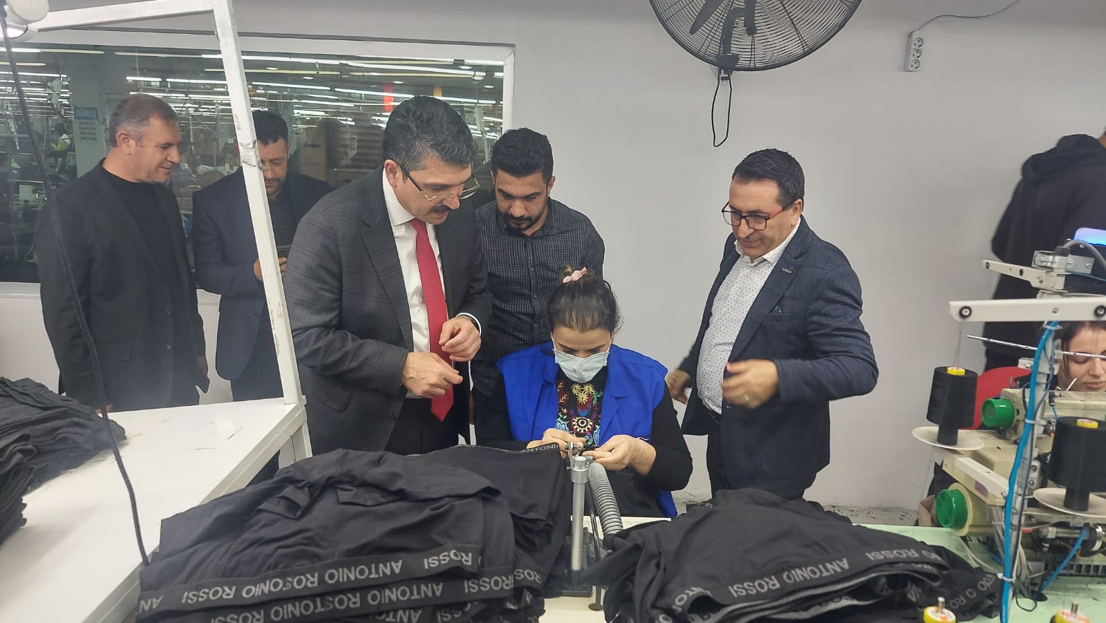 Nasıroğlu, tekstil kentteydi