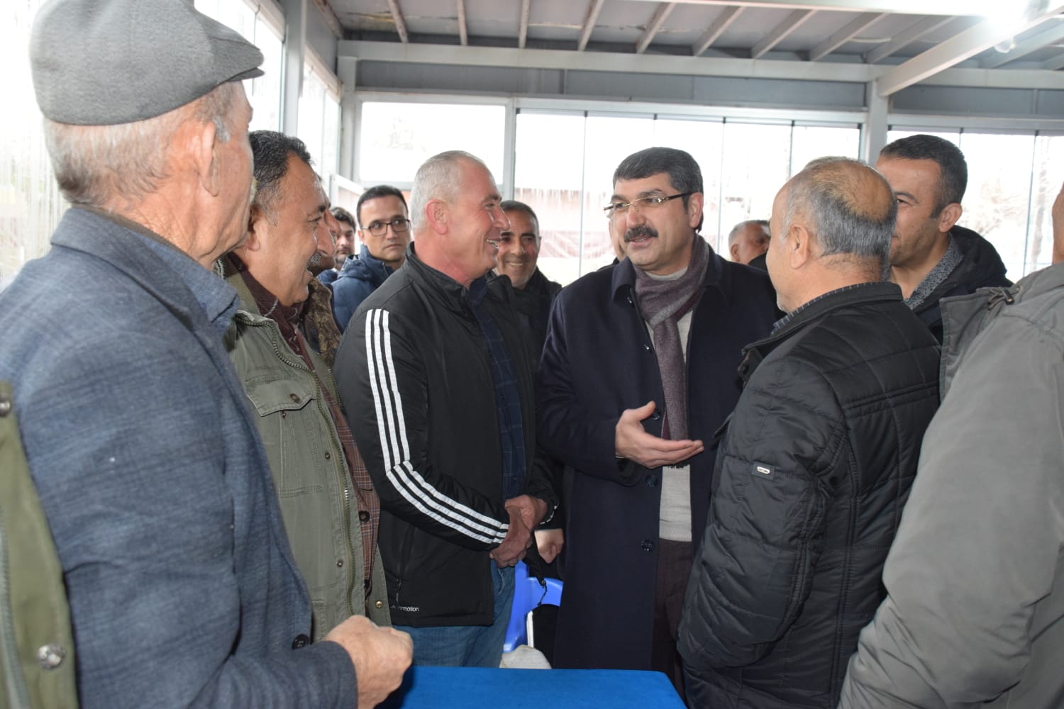 Nasıroğlu ve Ceylan’dan hasta yakınlarına ziyaret