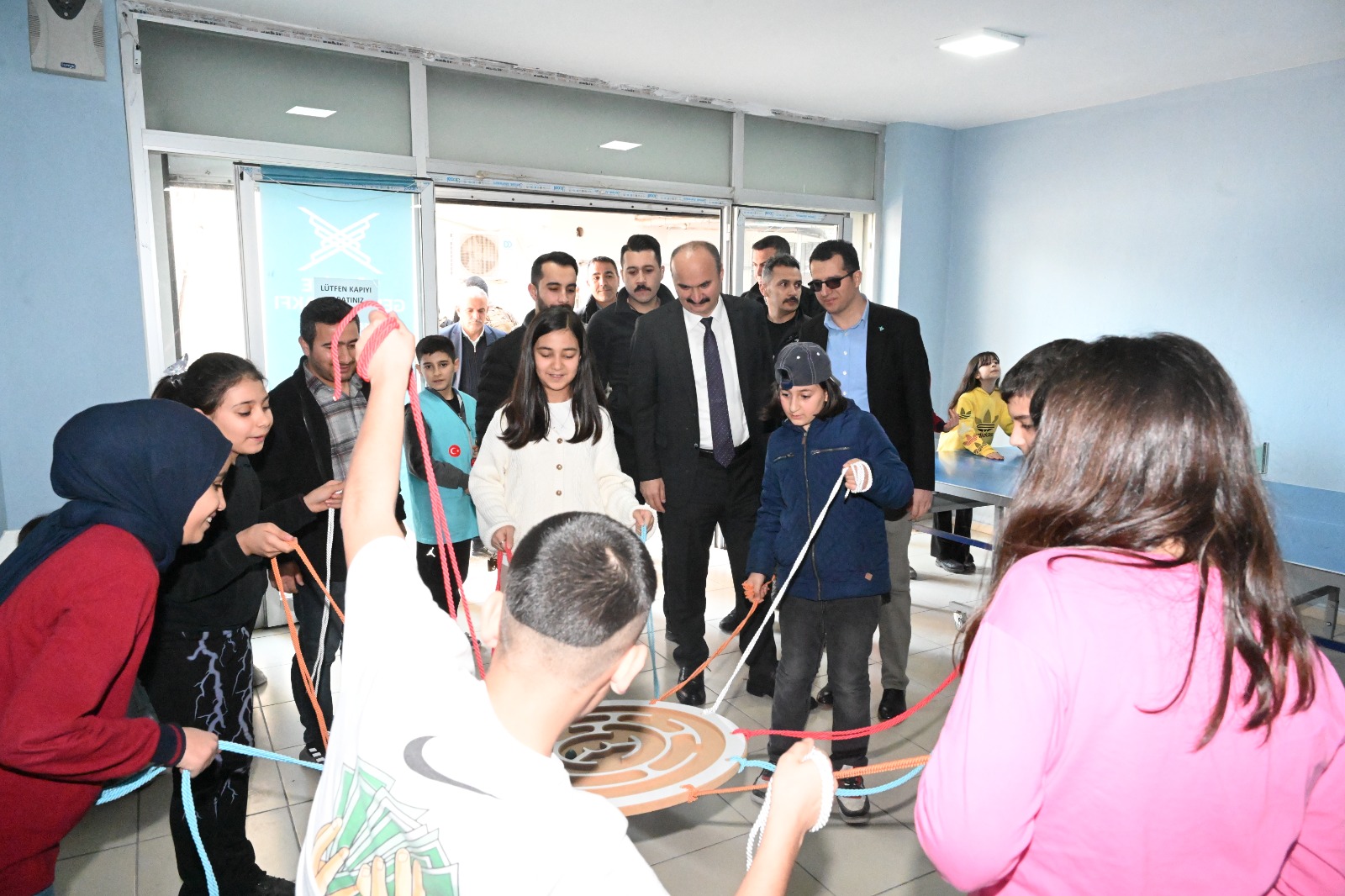 TÜGVA atölyelerini inceledi