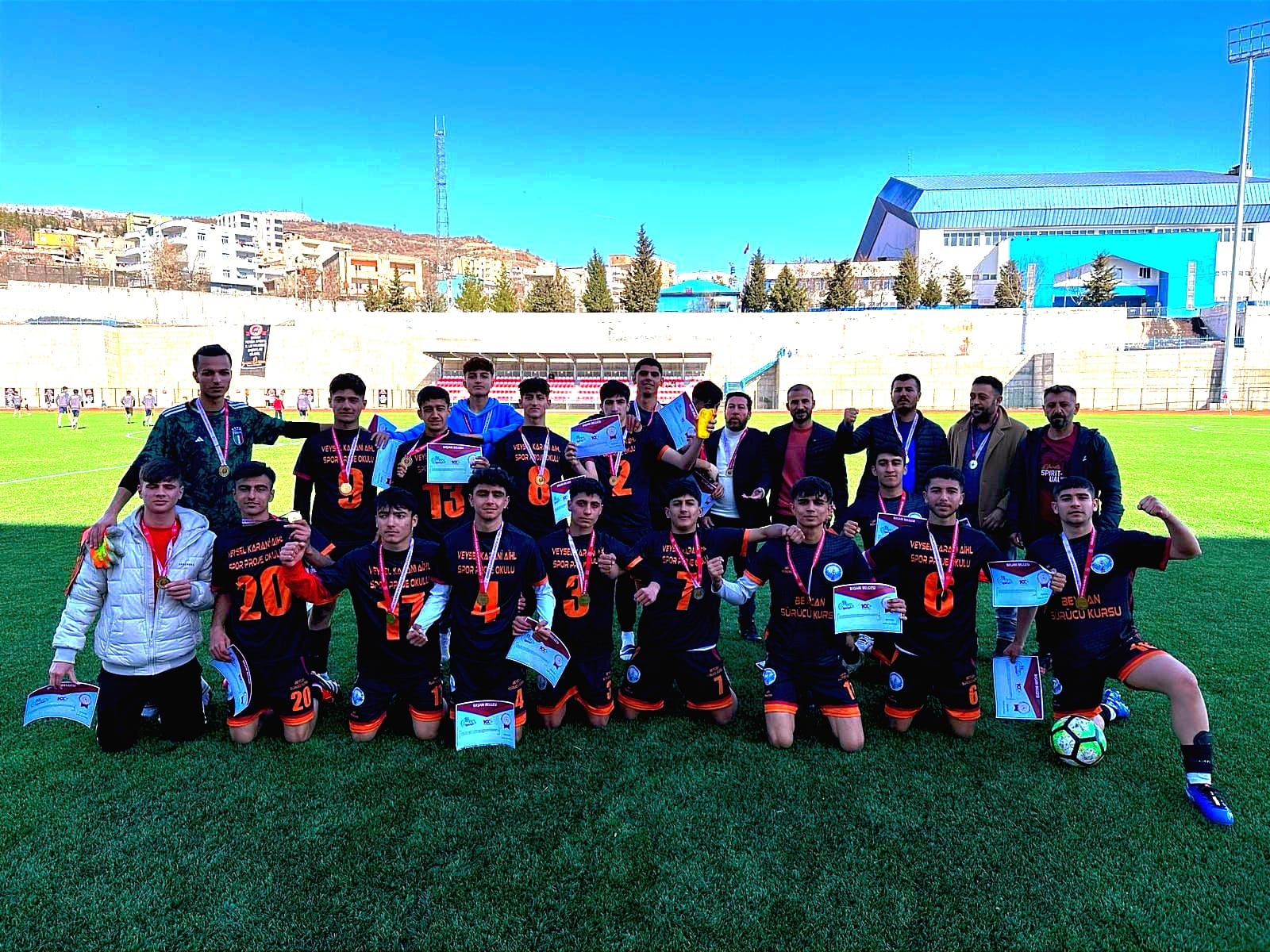 Veysel Karani futbolda tarih yazdı