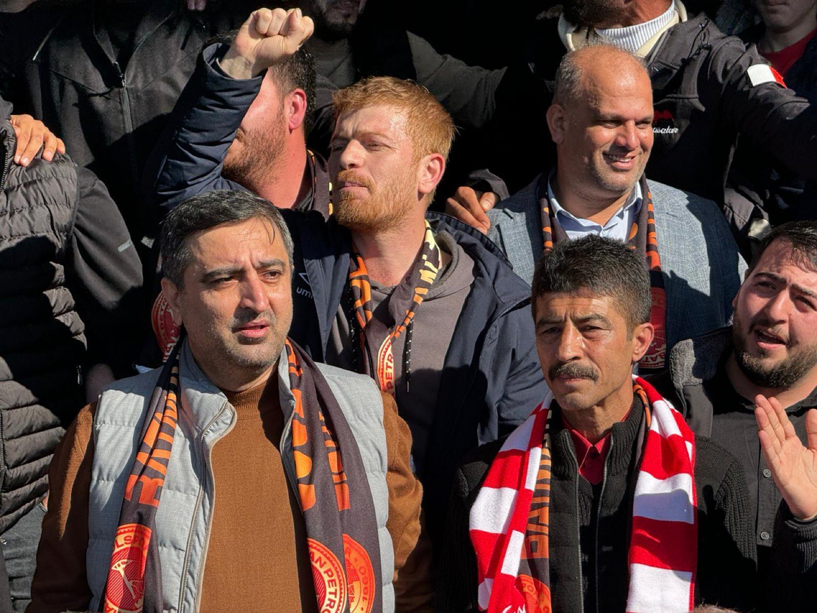 DEM Parti ‘bu foto’ için inceleme başlattı