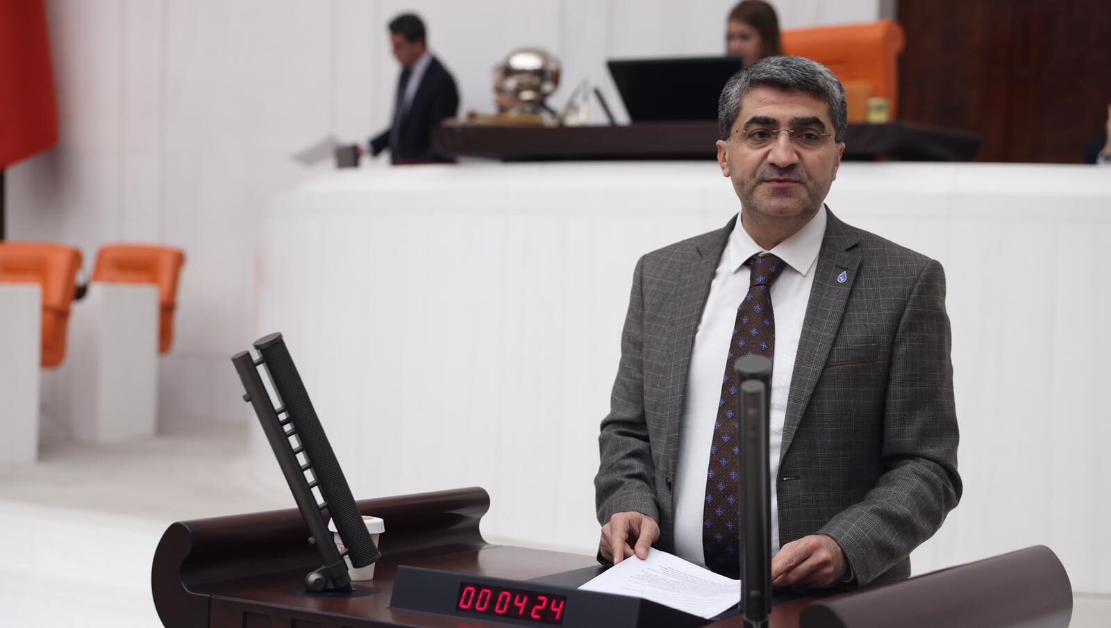 Yaşayan dilleri gündeme getirdi