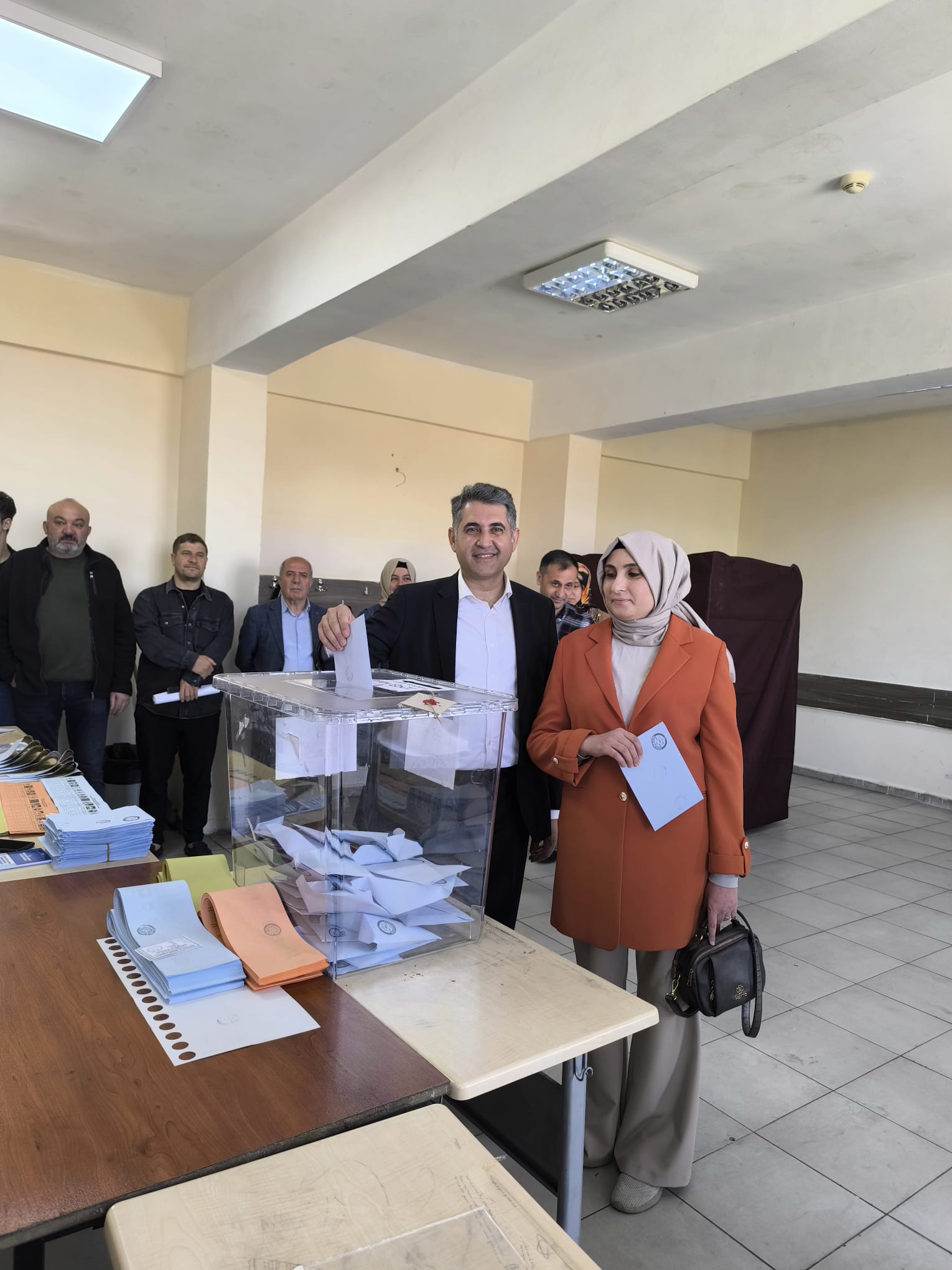 Ceylan, sandık başındaydı