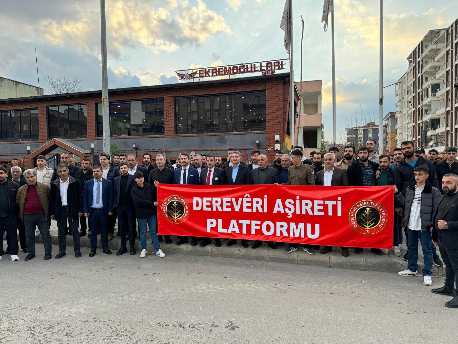 Dereveri aşiretinden AK Parti’ye katılım