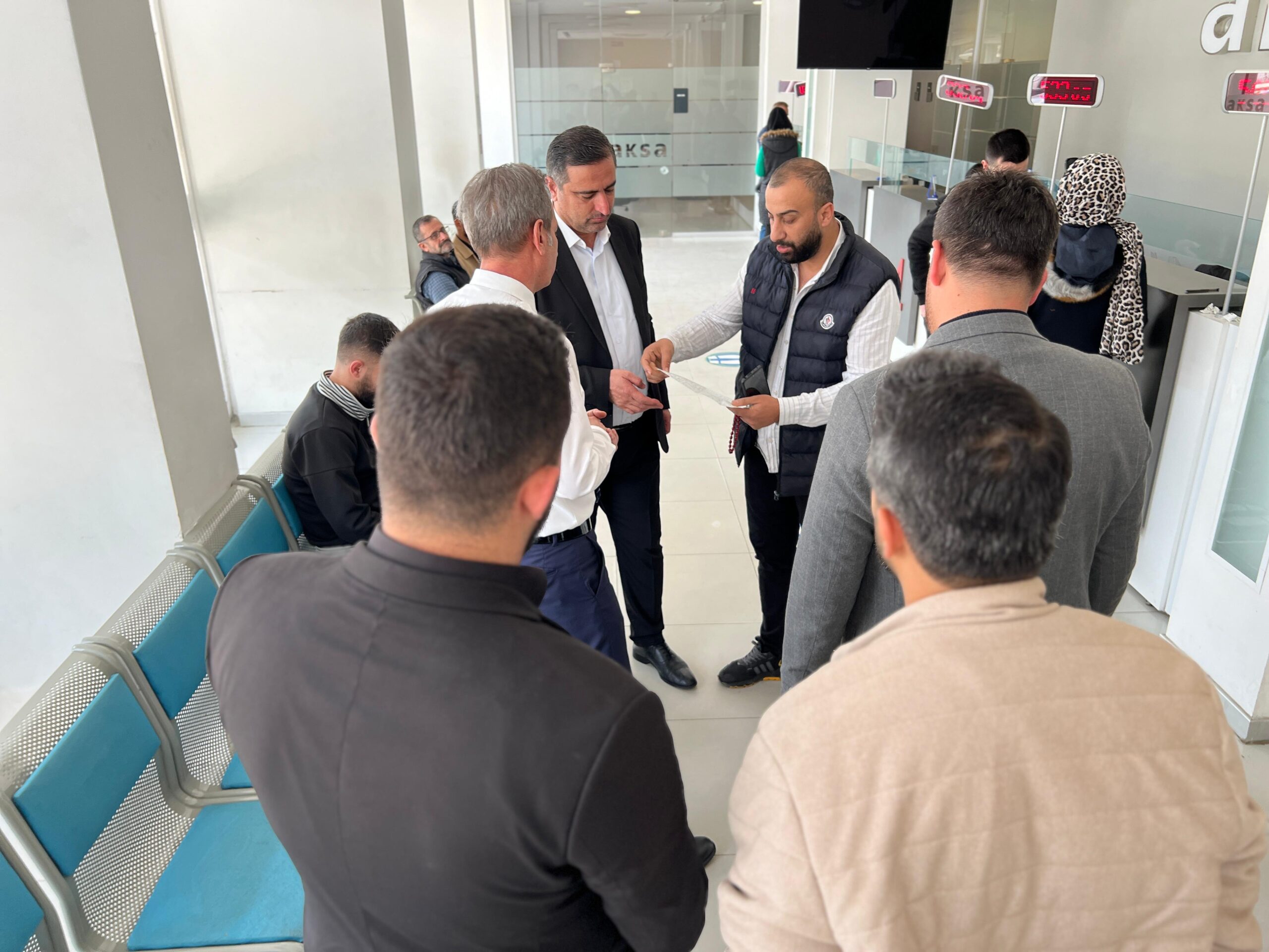 Doğalgaz mağdurlarının sorunlarına el attı